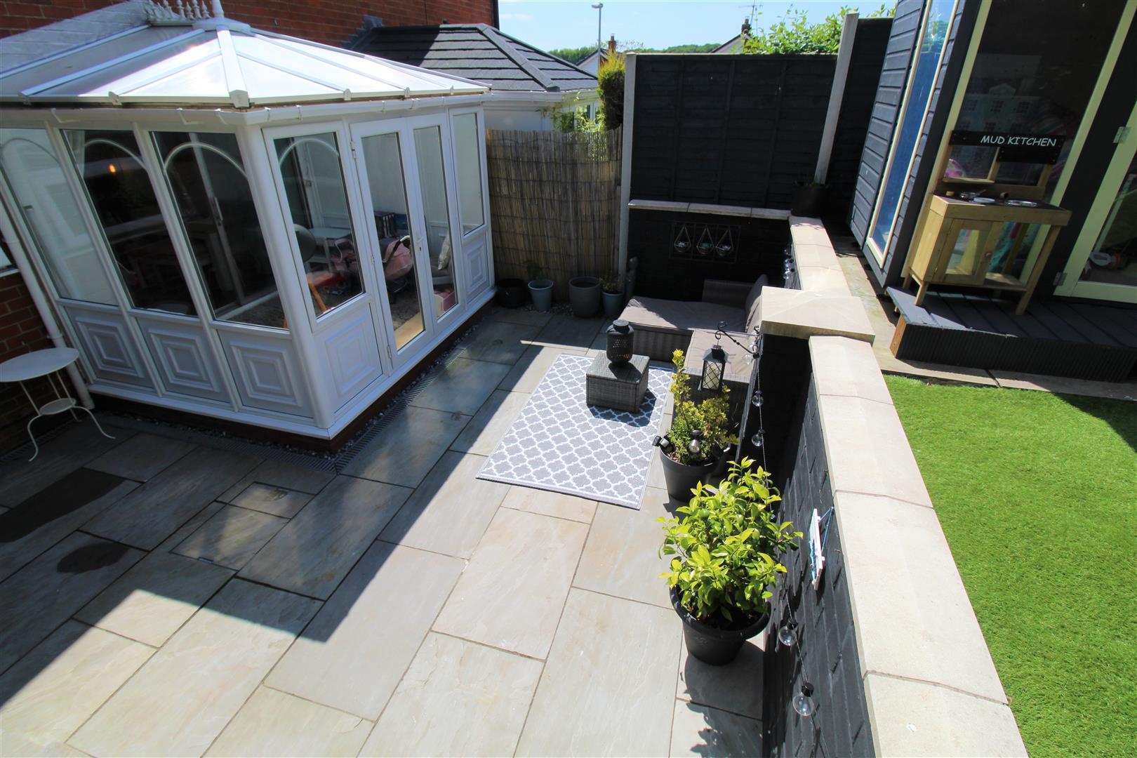 Fernlea Crescent, Endon, Stoke-On-Trent